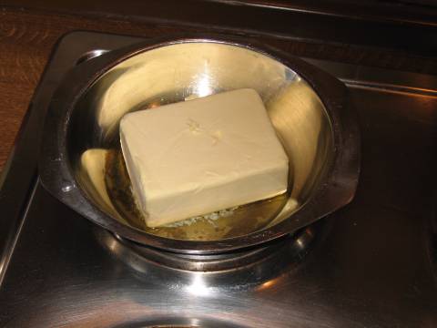 Die Butter wird geschmolzen